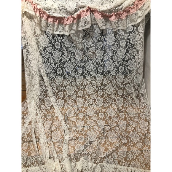 nobrand Accents Vintage Lace Shower Curtain With Valance 72 X 72